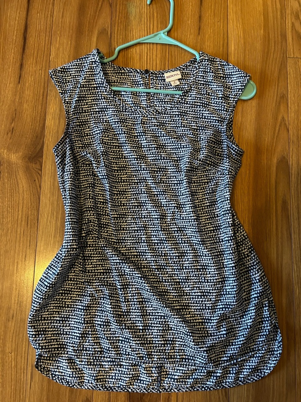 Super comfy Blue & White Patterned Sleeveless Top